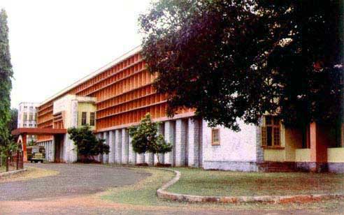 Trichur Engineering College Side View